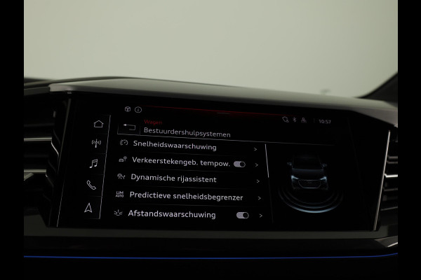 Audi Q4 Sportback e-tron 45 S edition Competition 82 kWh 286 pk | Assistentiepakket plus | Comfortpakket plus |Glazen panoramadak | Ambient lichtpakket |