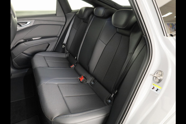 Audi Q4 Sportback e-tron 45 S edition Competition 82 kWh 286 pk | Assistentiepakket plus | Comfortpakket plus |Glazen panoramadak | Ambient lichtpakket |