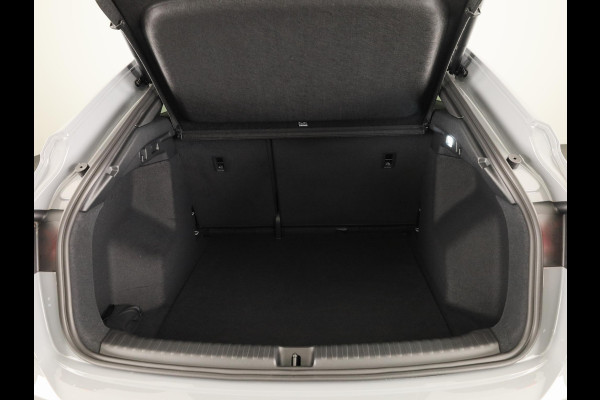 Audi Q4 Sportback e-tron 45 S edition Competition 82 kWh 286 pk | Assistentiepakket plus | Comfortpakket plus |Glazen panoramadak | Ambient lichtpakket |