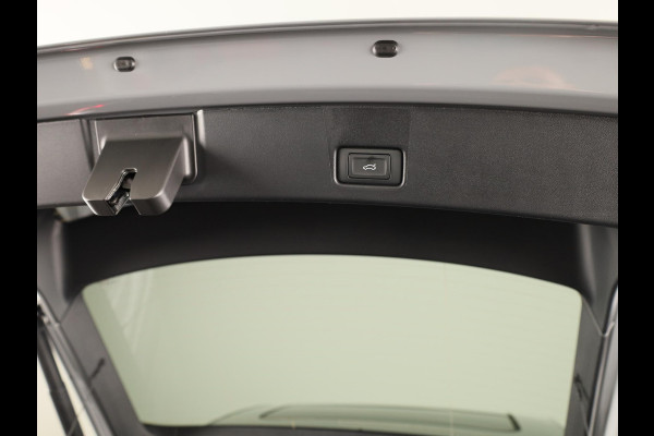 Audi Q4 Sportback e-tron 45 S edition Competition 82 kWh 286 pk | Assistentiepakket plus | Comfortpakket plus |Glazen panoramadak | Ambient lichtpakket |