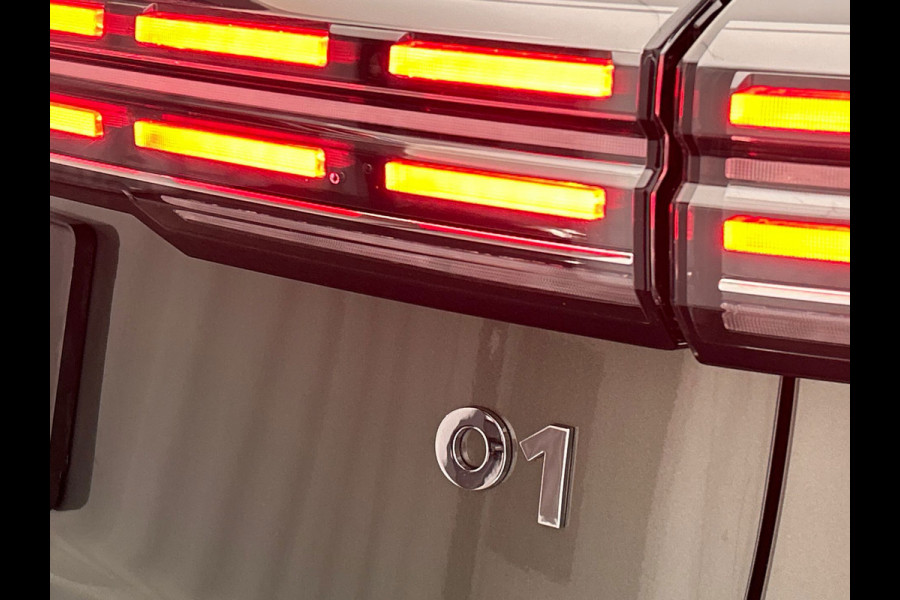 Lynk & Co 01 1.5 More Leder| Pano | Stoel+Stuurwielverwarming | Keyless