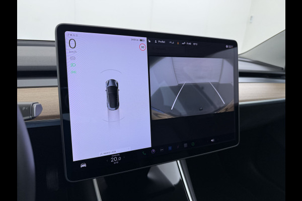Tesla Model 3 Long Range AWD 75kWh Trekhaak AutoPilot Leeer Pano-dak Adaptive-Cruise Camera's Elektr.-Stuur+Stoelen+Spiegels+Geheugen+Easy-Ent Navi LED DAB Voorverwarmen interieur Keyless One-Pedal-Drive 4WD SOH 86% 1.000KG Trekgewicht Origineel Nederlandse Auto Fabrieksgarantie op Accu en Motor tot 19-12-2027/192.00km € 60.430 nieuw!