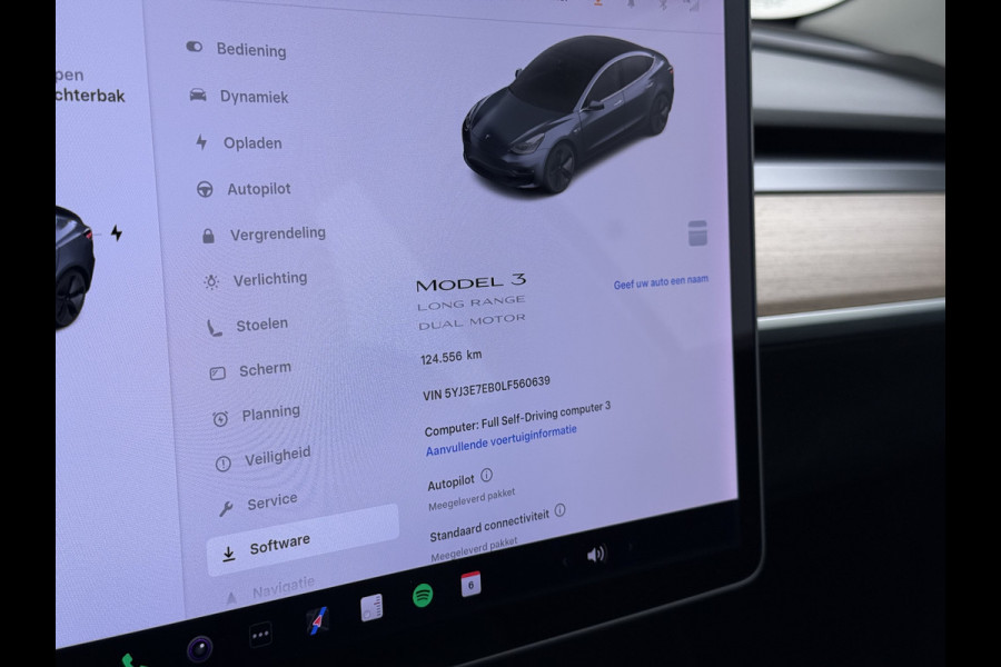 Tesla Model 3 Long Range AWD 75kWh Trekhaak AutoPilot Leeer Pano-dak Adaptive-Cruise Camera's Elektr.-Stuur+Stoelen+Spiegels+Geheugen+Easy-Ent Navi LED DAB Voorverwarmen interieur Keyless One-Pedal-Drive 4WD SOH 86% 1.000KG Trekgewicht Origineel Nederlandse Auto Fabrieksgarantie op Accu en Motor tot 19-12-2027/192.00km € 60.430 nieuw!