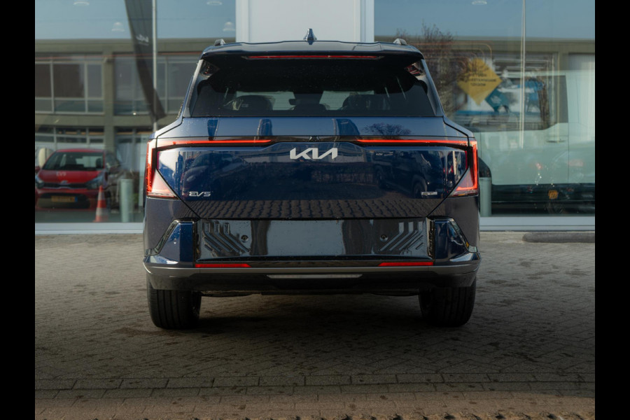 Kia EV5 GT-Line Business Edition 81.4 kWh Panorama dak | Elektrische achterklep | Stoel+Stuurverwarming | GT pakket | Uit voorraad leverbaar