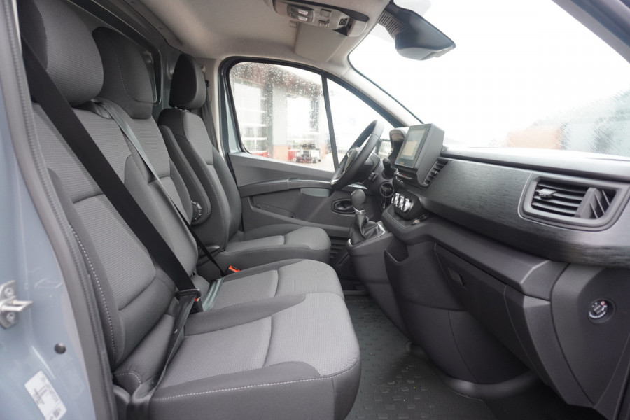 Renault Trafic 2.0 Blue dC1 150PK EDC T30 L2H1 Advance Automaat Schuifdeur L+R Nr. V064 | Airco | Cruise | Navigatie | Camera | All season