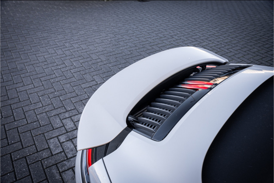 Porsche 911 Cabrio 3.0 Carrera - BTW | Memory | Bose | ACC