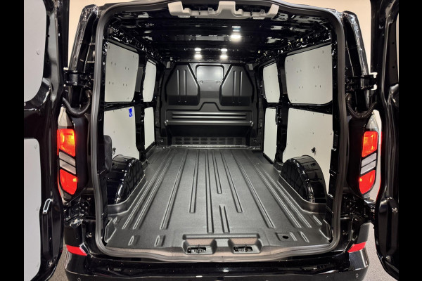 Ford Transit Custom 320 2.0 TDCI L2H1 Limited Automaat Nieuw Model Ford Transit Custom 320 2.0 TDCI L2H1 Limited Automaat Airco Navigatie Cruise control Trekhaak