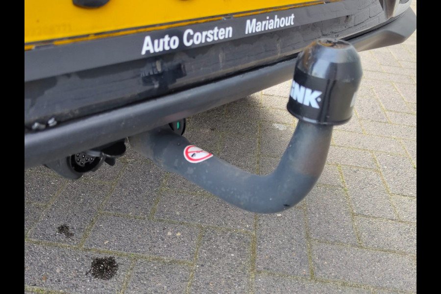 Kia e-Niro ExecutiveLine 64kWh SOH 100% Trekhaak Leder Warmtepomp Adap.Cruise Elek.Stoel+Memory JBL®-Audio Pdc Navi Ecc Camera Apple Carpla Stoelverwarming+Koeling Stuurverwarming Lmv Privacy Glas DAB Vess Lane Assist Blind Spot 1e Eigenaar Origineel Nederlandse Auto