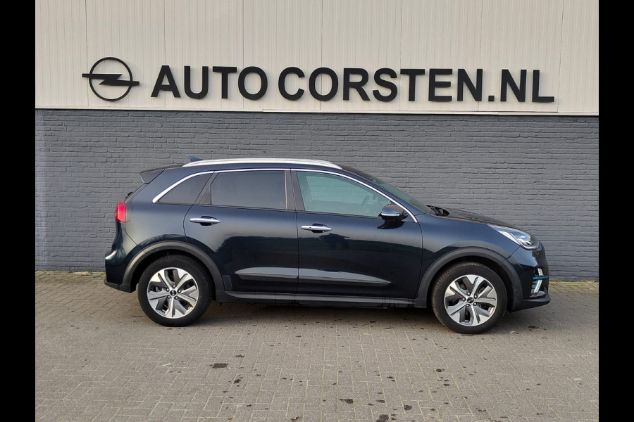 Kia e-Niro ExecutiveLine 64kWh SOH 100% Trekhaak Leder Warmtepomp Adap.Cruise Elek.Stoel+Memory JBL®-Audio Pdc Navi Ecc Camera Apple Carpla Stoelverwarming+Koeling Stuurverwarming Lmv Privacy Glas DAB Vess Lane Assist Blind Spot 1e Eigenaar Origineel Nederlandse Auto