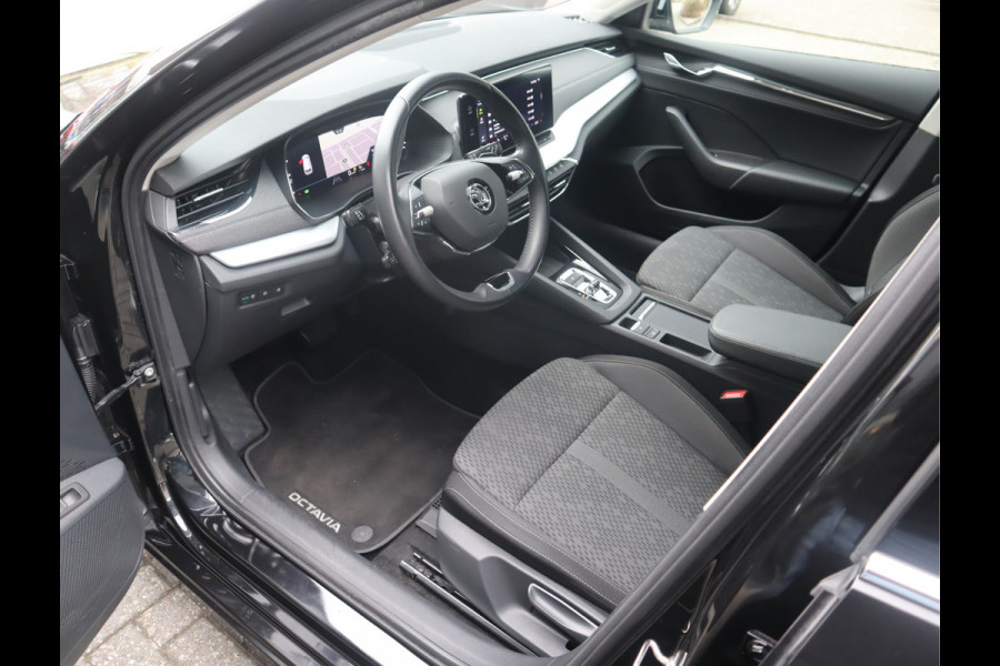 Škoda Octavia Combi 1.0 e-TSI Business Edition Plus Automaat