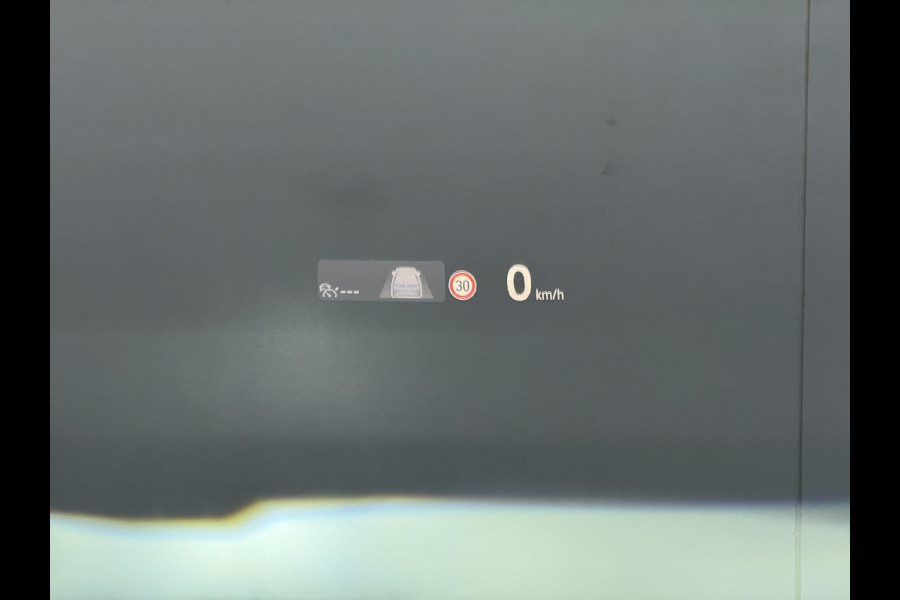 Volkswagen ID.3 First Max 62kWh Pano-dak 20"lm Head-Up-Display Adap.Cruise Camera Elek.Stoelen Navi Ecc Keyless Advanced Head-Up Matrix-Led SOH 91% Ergo Active Stoelen+Stuur+Stoelverwarming Led-a-licht dynamisch Apple Carplay Android Auto Dodehoek detector Dealeronderhouden Origineel Nederlandse Auto € 49.175,- nieuw!