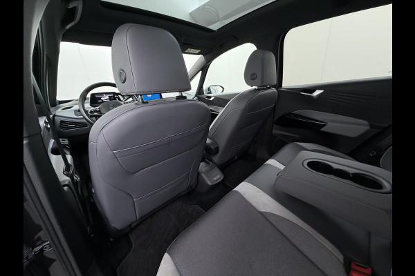 Volkswagen ID.3 First Max 62kWh Pano-dak 20"lm Head-Up-Display Adap.Cruise Camera Elek.Stoelen Navi Ecc Keyless Advanced Head-Up Matrix-Led SOH 91% Ergo Active Stoelen+Stuur+Stoelverwarming Led-a-licht dynamisch Apple Carplay Android Auto Dodehoek detector Dealeronderhouden Origineel Nederlandse Auto € 49.175,- nieuw!