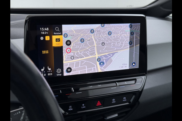Volkswagen ID.3 First Max 62kWh Pano-dak 20"lm Head-Up-Display Adap.Cruise Camera Elek.Stoelen Navi Ecc Keyless Advanced Head-Up Matrix-Led SOH 91% Ergo Active Stoelen+Stuur+Stoelverwarming Led-a-licht dynamisch Apple Carplay Android Auto Dodehoek detector Dealeronderhouden Origineel Nederlandse Auto € 49.175,- nieuw!