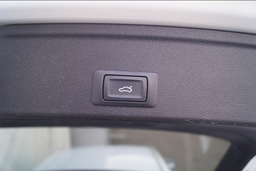 Audi A4 Avant 35 TFSI 150pk Automaat S-LINE Sport Edition