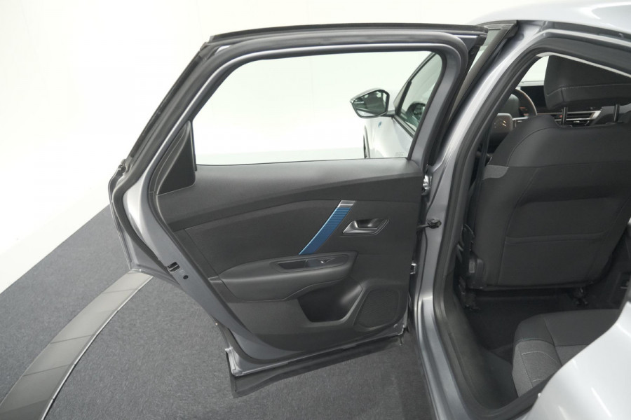 Citroën Ë-C4 Feel Pack 50 kWh | Camera | Navigatie | Apple Carplay | Parkeersensoren