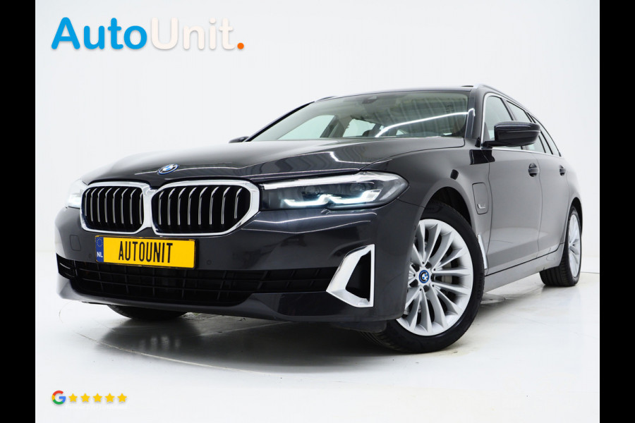 BMW 5 Serie Touring 530e xDrive | Panoramadak | Leder | Sfeerlicht | Carplay | Camera | Stoelverwarming