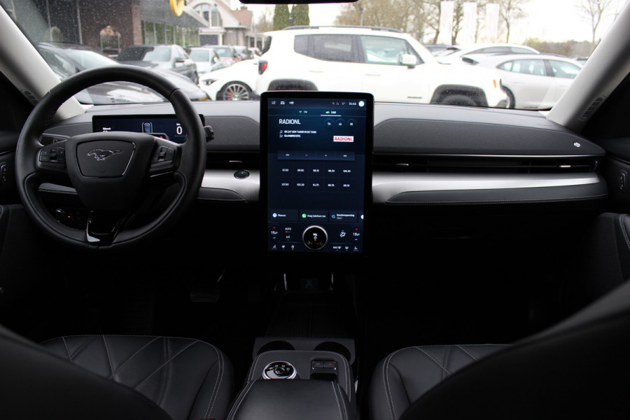 Ford Mustang Mach-E Extended RWD 98 kWh / SOH 93,4% / 360Camera / Leder / 18'' / Keyless / DAB / B&O / Stoelverwarming / ACC