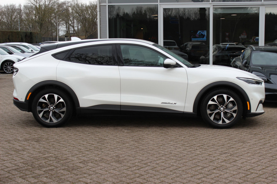 Ford Mustang Mach-E Extended RWD 98 kWh / SOH 93,4% / 360Camera / Leder / 18'' / Keyless / DAB / B&O / Stoelverwarming / ACC