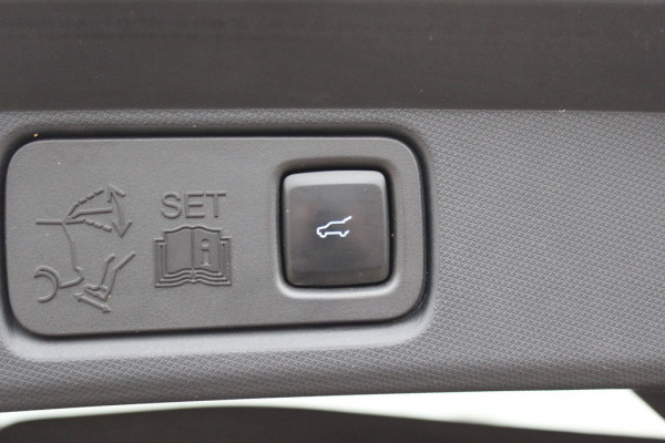 Ford Mustang Mach-E Extended RWD 98 kWh / SOH 93,4% / 360Camera / Leder / 18'' / Keyless / DAB / B&O / Stoelverwarming / ACC