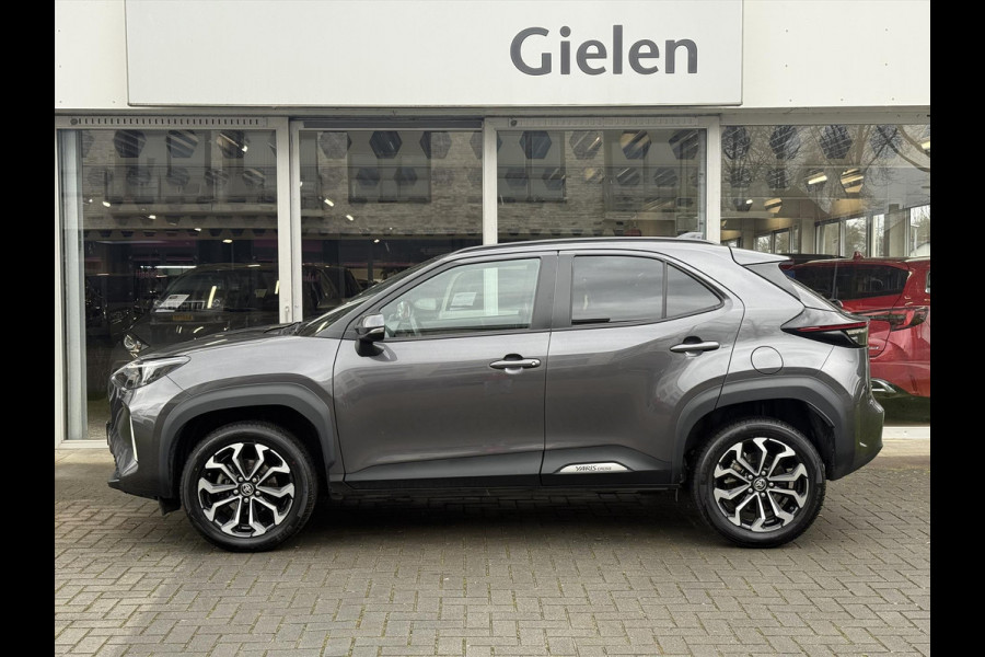 Toyota Yaris Cross 1.5 Hybrid First Edition Plus | Parkeersensoren, Stoel + Stuurverwarming, Groot scherm, Keyless, 17 inch
