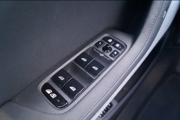 Polestar 2 Long Range Dual Motor 78kWh Launch Edition -SOH91%-PANO-