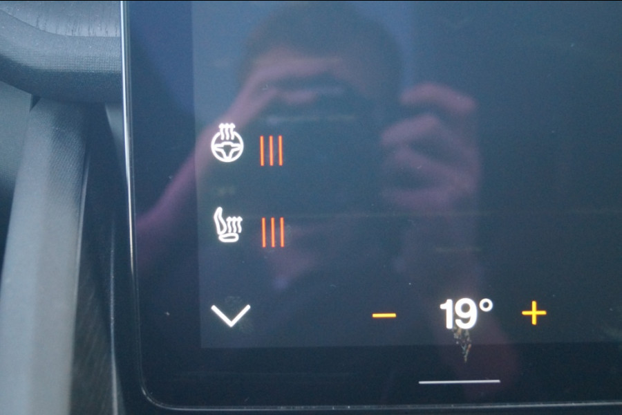 Polestar 2 Long Range Dual Motor 78kWh Launch Edition -SOH91%-PANO-