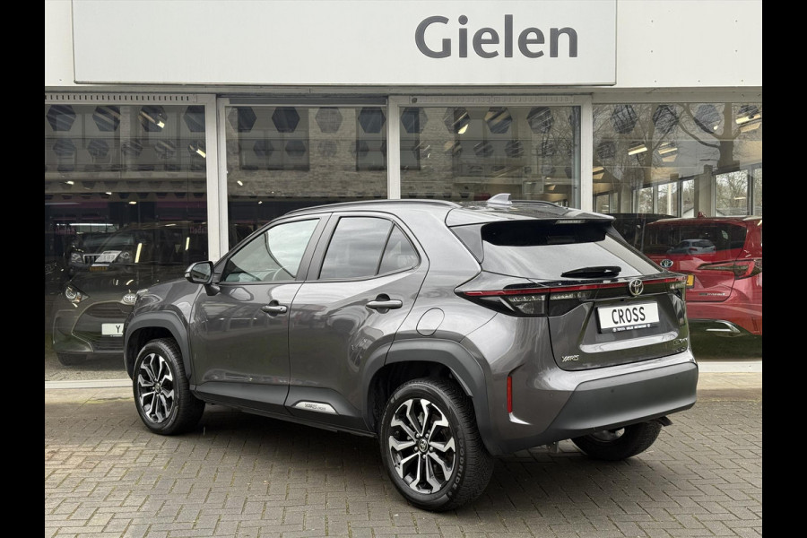 Toyota Yaris Cross 1.5 Hybrid First Edition Plus | Parkeersensoren, Stoel + Stuurverwarming, Groot scherm, Keyless, 17 inch