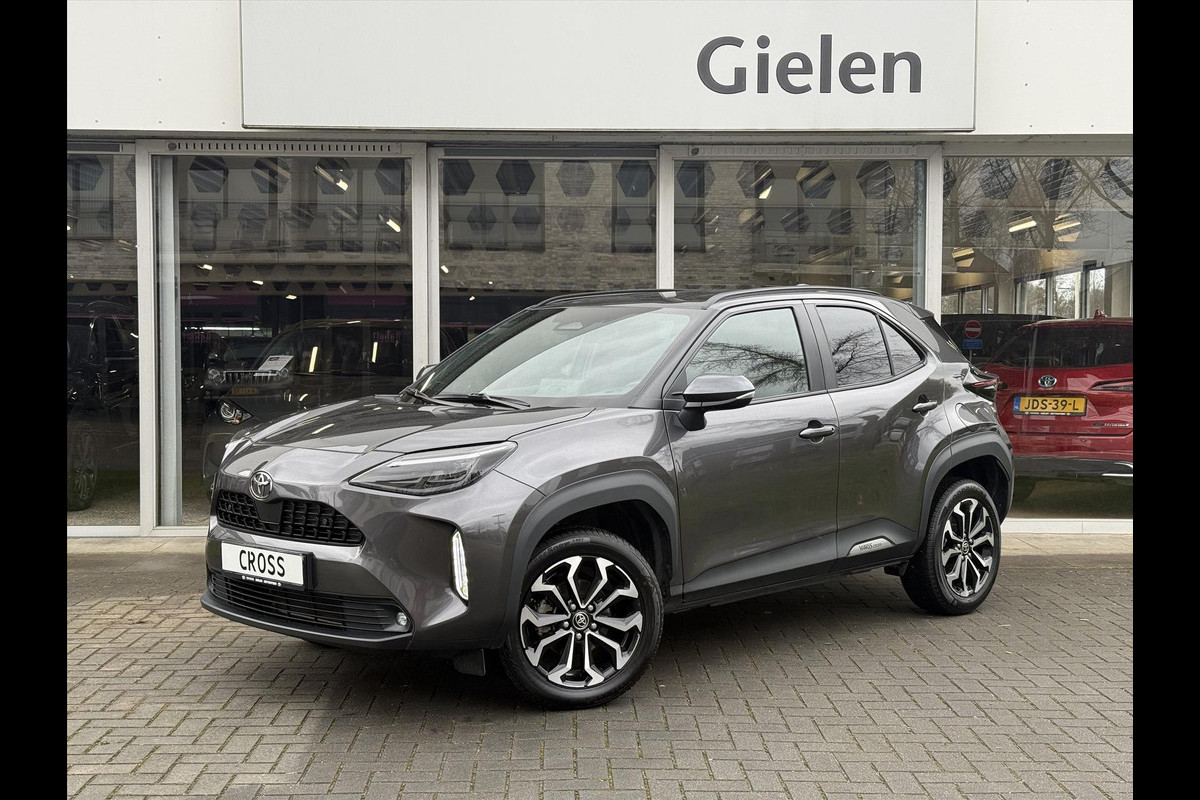 Toyota Yaris Cross 1.5 Hybrid First Edition Plus | Parkeersensoren, Stoel + Stuurverwarming, Groot scherm, Keyless, 17 inch