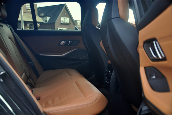 BMW 3 Serie Touring M340i xDrive Business Edition | Panoramadak | Laser | HUD | HK Audio | Premium Selection garantie t/m 09/2027