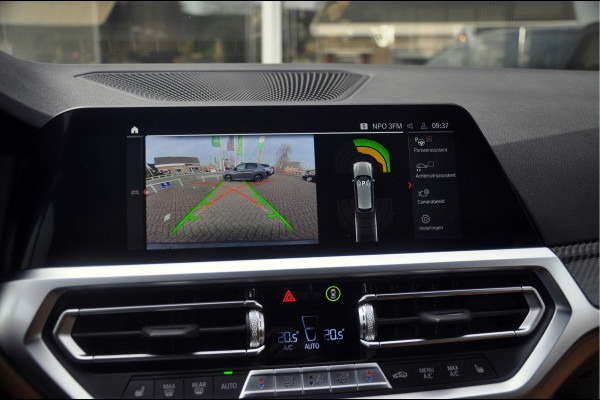 BMW 3 Serie Touring M340i xDrive Business Edition | Panoramadak | Laser | HUD | HK Audio | Premium Selection garantie t/m 09/2027
