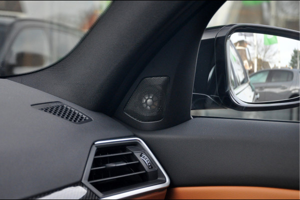 BMW 3 Serie Touring M340i xDrive Business Edition | Panoramadak | Laser | HUD | HK Audio | Premium Selection garantie t/m 09/2027