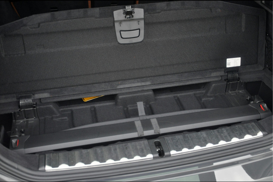 BMW 3 Serie Touring M340i xDrive Business Edition | Panoramadak | Laser | HUD | HK Audio | Premium Selection garantie t/m 09/2027