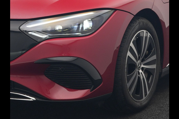 Mercedes-Benz EQE 350 Advantage 89 kWh 293pk Dealer O.H. | Adaptive Cruise | Luchtvering | Burmester Audio | Digital Light | 360 Camera | Lederen Sportstoelen Memory & Verwarmd | Sfeerverlichting | Keyless | Apple Carplay | Virtual | Navigatie |