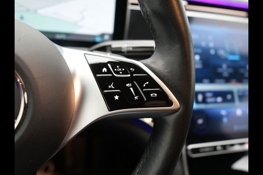 Mercedes-Benz EQE 350 Advantage 89 kWh 293pk Dealer O.H. | Adaptive Cruise | Luchtvering | Burmester Audio | Digital Light | 360 Camera | Lederen Sportstoelen Memory & Verwarmd | Sfeerverlichting | Keyless | Apple Carplay | Virtual | Navigatie |