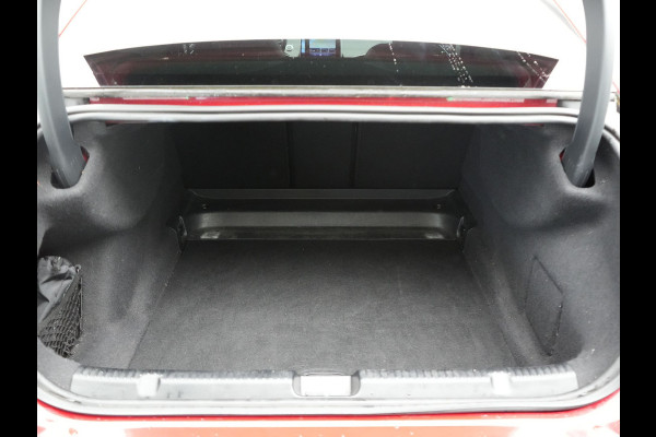 Mercedes-Benz EQE 350 Advantage 89 kWh 293pk Dealer O.H. | Adaptive Cruise | Luchtvering | Burmester Audio | Digital Light | 360 Camera | Lederen Sportstoelen Memory & Verwarmd | Sfeerverlichting | Keyless | Apple Carplay | Virtual | Navigatie |