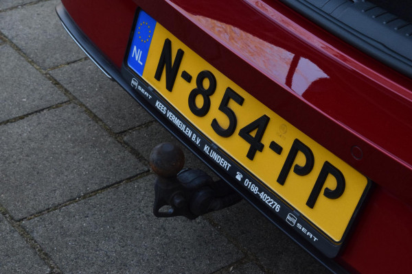 Seat Leon Sportstourer 1.5 eTSI FR|Cam.|Trekh.|ACC|Stoel+stuurverw.