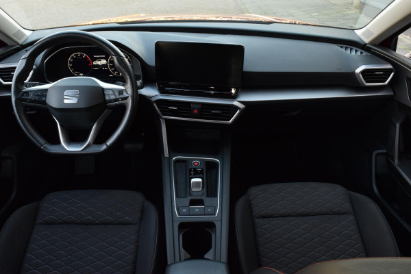 Seat Leon Sportstourer 1.5 eTSI FR|Cam.|Trekh.|ACC|Stoel+stuurverw.