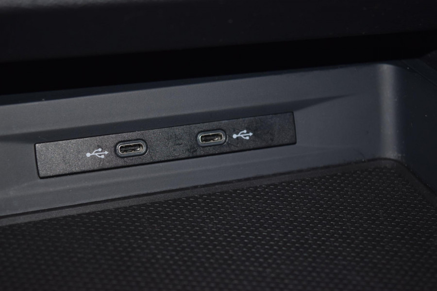 Seat Leon Sportstourer 1.5 eTSI FR|Cam.|Trekh.|ACC|Stoel+stuurverw.