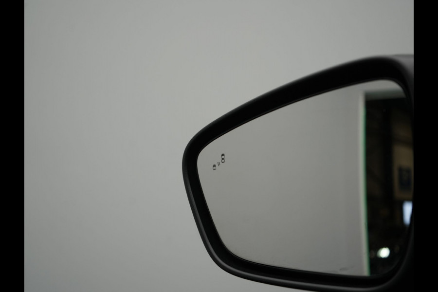 Ford Kuga 2.5 ST-Line X Plug In Hybrid 225pk Dealer O.H PHEV | Trekhaak Afn. | Panodak | Head Up | 360 Camera | Bang & Olufsen Audio | Alcantara Sportstoelen Verwarmd | Adaptive Cruise | Pilot Assist | Blis | Navigatie | Virtual | DAB | 18"L.M |