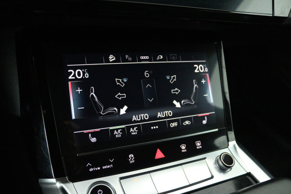Audi e-tron 55 quattro S edition 95 kWh (TREKHAAK, B&O SOUND, SOH 92%, STOEL/STUUR VERWARMING, CRUISE ADAPTIEF, ELEKTR STOELEN)
