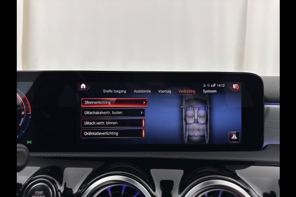 Mercedes-Benz A-Klasse 250 e AMG Limited Business Solution (Plug-in) (INCL-BTW) *PANO | LEATHER-MICROFIBRE | FULL-LED | AMBIENTLIGHT | HEATED-SPORTSEATS | WIDESCREEN-DIGICOCKPIT | DAB+ | NAVI-FULLMAP | CAMERA | PRIVACYGLASS | LANE-ASSIST | DYNAMIC-SELECT | 18'