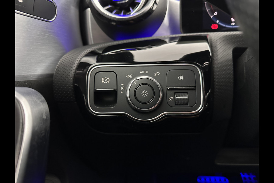 Mercedes-Benz A-Klasse 250 e AMG Limited Business Solution (Plug-in) (INCL-BTW) *PANO | LEATHER-MICROFIBRE | FULL-LED | AMBIENTLIGHT | HEATED-SPORTSEATS | WIDESCREEN-DIGICOCKPIT | DAB+ | NAVI-FULLMAP | CAMERA | PRIVACYGLASS | LANE-ASSIST | DYNAMIC-SELECT | 18'
