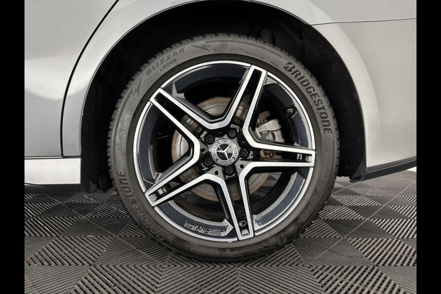 Mercedes-Benz A-Klasse 250 e AMG Limited Business Solution (Plug-in) (INCL-BTW) *PANO | LEATHER-MICROFIBRE | FULL-LED | AMBIENTLIGHT | HEATED-SPORTSEATS | WIDESCREEN-DIGICOCKPIT | DAB+ | NAVI-FULLMAP | CAMERA | PRIVACYGLASS | LANE-ASSIST | DYNAMIC-SELECT | 18'