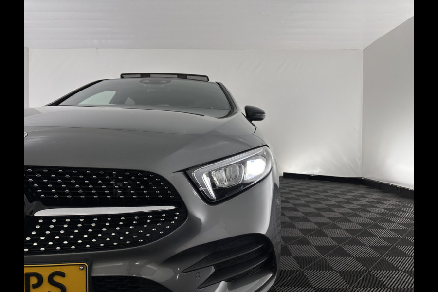 Mercedes-Benz A-Klasse 250 e AMG Limited Business Solution (Plug-in) (INCL-BTW) *PANO | LEATHER-MICROFIBRE | FULL-LED | AMBIENTLIGHT | HEATED-SPORTSEATS | WIDESCREEN-DIGICOCKPIT | DAB+ | NAVI-FULLMAP | CAMERA | PRIVACYGLASS | LANE-ASSIST | DYNAMIC-SELECT | 18'