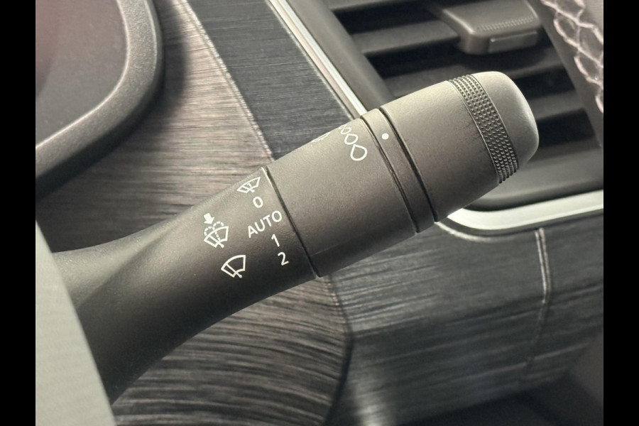 Renault Trafic 2.0 Blue dC1 150 EDC T29 L2H1 Extra Dubbele Cabine Navigatie Airco Lichtmetalen velgen Betimmering Trekhaak Camera Parkeer sensoren Dab