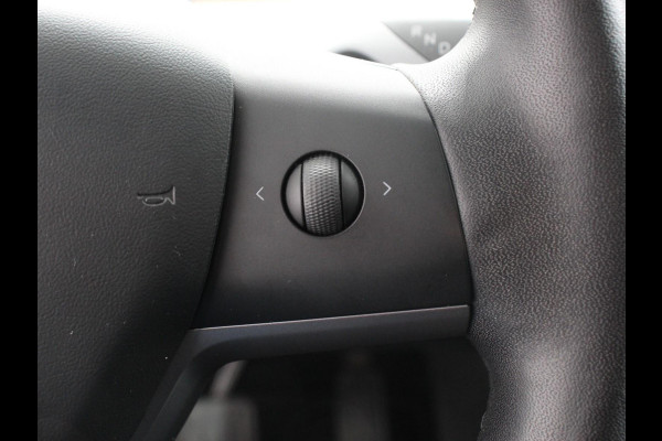 Tesla Model 3 Standard RWD Plus 60 kWh Panorama dak Navigatie Leder Parkeersensoren Camera 19" Sport Wheels