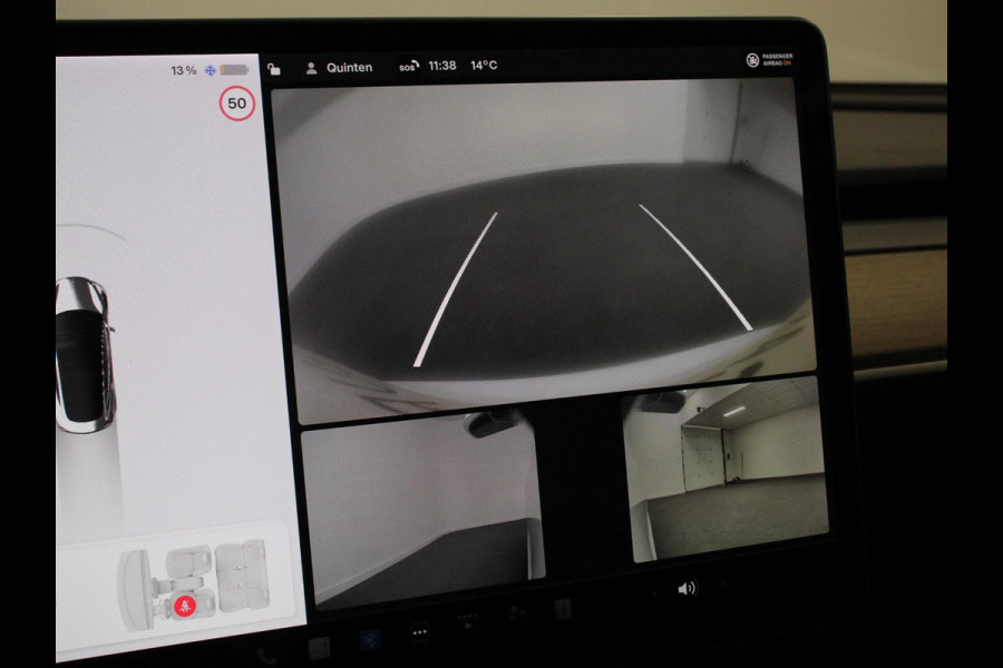 Tesla Model 3 Standard RWD Plus 60 kWh Panorama dak Navigatie Leder Parkeersensoren Camera 19" Sport Wheels