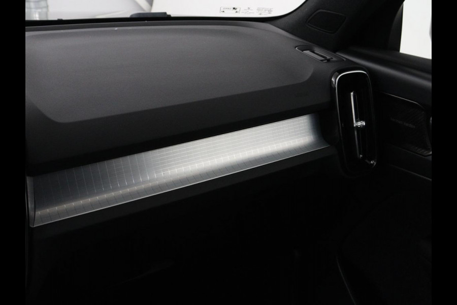 Volvo XC40 1.5 T5 Recharge Inscription Expression | Stoel & stuurverwarming | 360 Camera | Adaptive cruise | Harman/Kardon | Carplay | Navigatie | Full LED | PHEV | Plug In