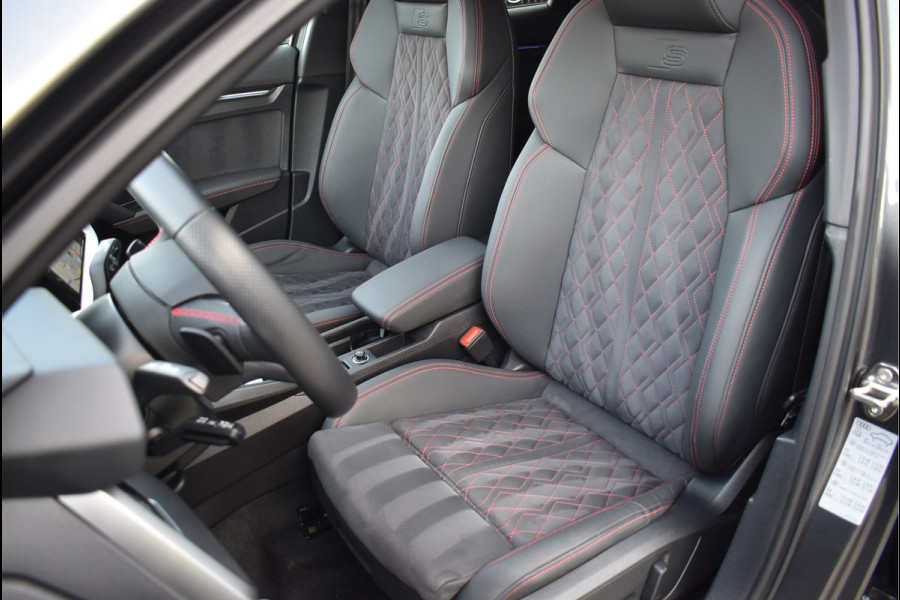 Audi A3 Sportback 45 TFSI e S-Line 245 Pk Alle Opties Pano RS-Stoel Head-Up Memory Keyless RS3 18 Inch