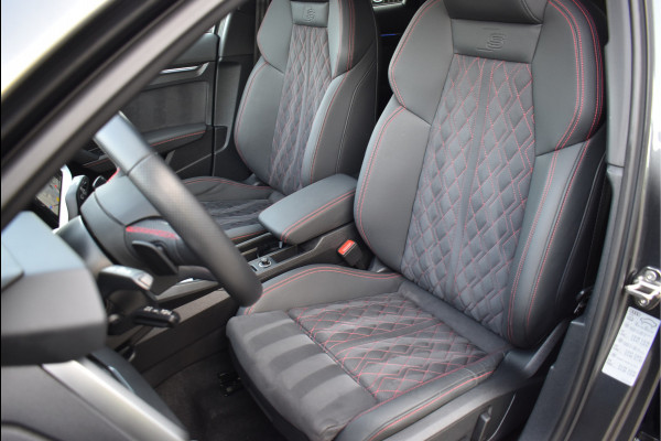 Audi A3 Sportback 45 TFSI e S-Line 245 Pk Alle Opties Pano RS-Stoel Head-Up Memory Keyless RS3 18 Inch